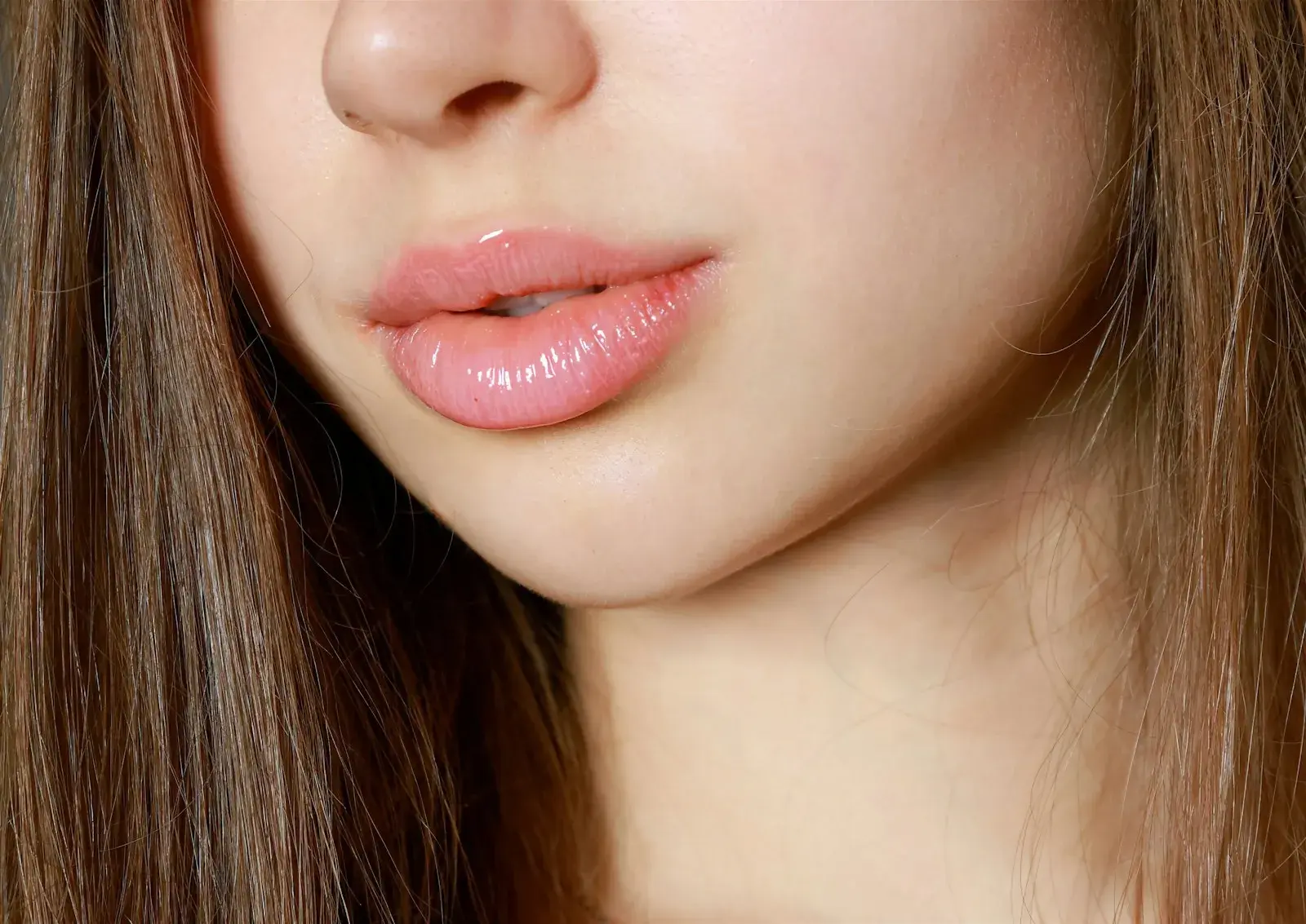 Hyaluronic acid vs. Botox®: which one to choose